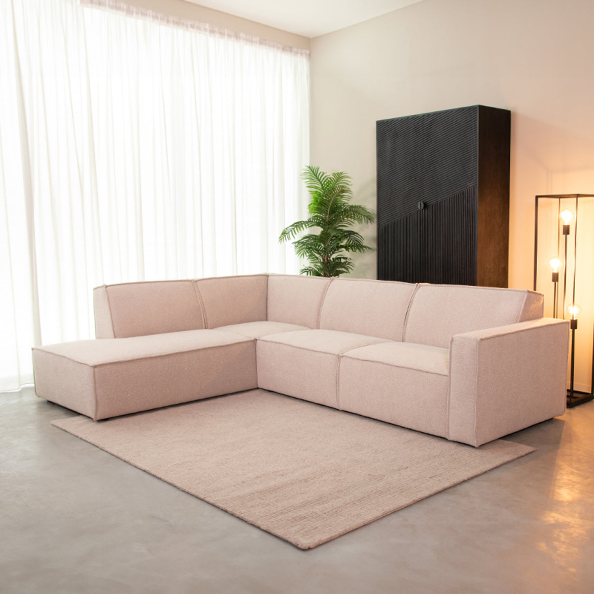 LABEL51 Hoekbank Kay - Naturel - Boucle - Rechts van LABEL51 – Luxe comfort op maat van PureWonen. Vraag naar de beste prijs.
