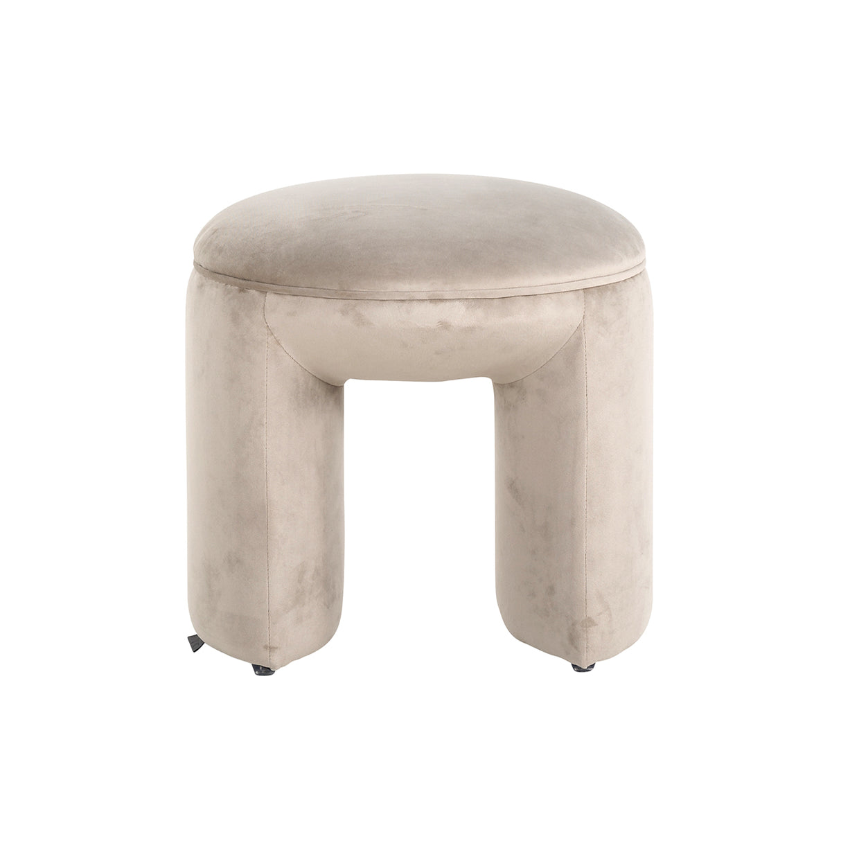 Poef Fargo khaki velvet (Quartz Khaki 903) van Richmond Interiors – Luxe comfort op maat van PureWonen. Vraag naar de beste prijs.