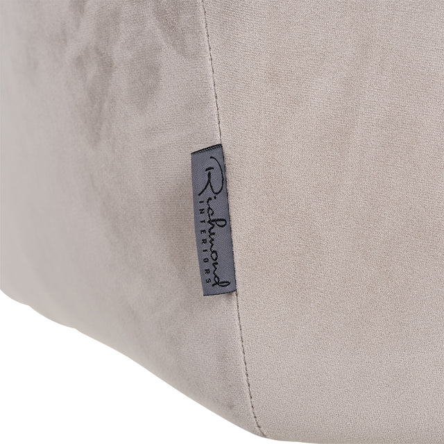 Draaistoel Aline khaki velvet fire retardant (FR-Quartz 903 Khaki) van Richmond Interiors – Luxe comfort op maat van PureWonen. Vraag naar de beste prijs.