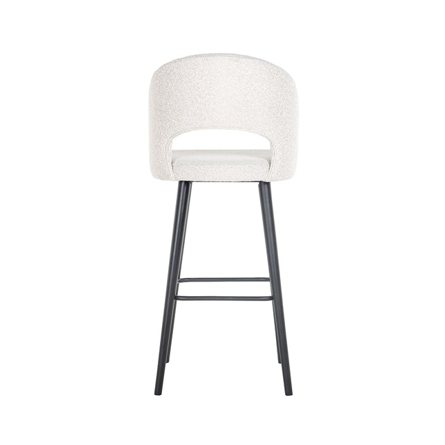 Barstoel Savoy white bouclé (Copenhagen 900 Bouclé White) van Richmond Interiors – Luxe comfort op maat van PureWonen. Vraag naar de beste prijs.