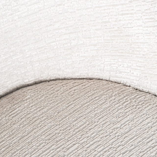 Stoel Alyssa cream fusion (Fusion cream 02) van Richmond Interiors – Luxe comfort op maat van PureWonen. Vraag naar de beste prijs.