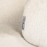Stoel Amphara white chenille fire retardant (FR-Bergen 900 white chenille) van Richmond Interiors – Luxe comfort op maat van PureWonen. Vraag naar de beste prijs.