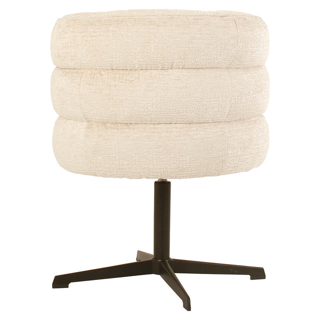 Draaistoel Chadwick cream fusion (Fusion cream 02) van Richmond Interiors – Luxe comfort op maat van PureWonen. Vraag naar de beste prijs.