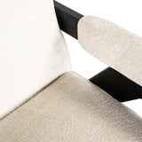 Fauteuil Cooper white chenille (Bergen 900 white chenille) van Richmond Interiors – Luxe comfort op maat van PureWonen. Vraag naar de beste prijs.