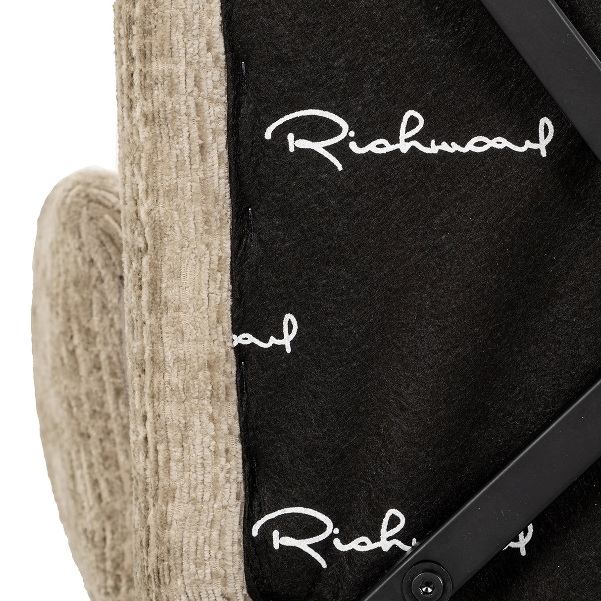 Counter stoel Taylor desert fusion fire retardant (FR-Fusion 109 desert) van Richmond Interiors – Luxe comfort op maat van PureWonen. Vraag naar de beste prijs.