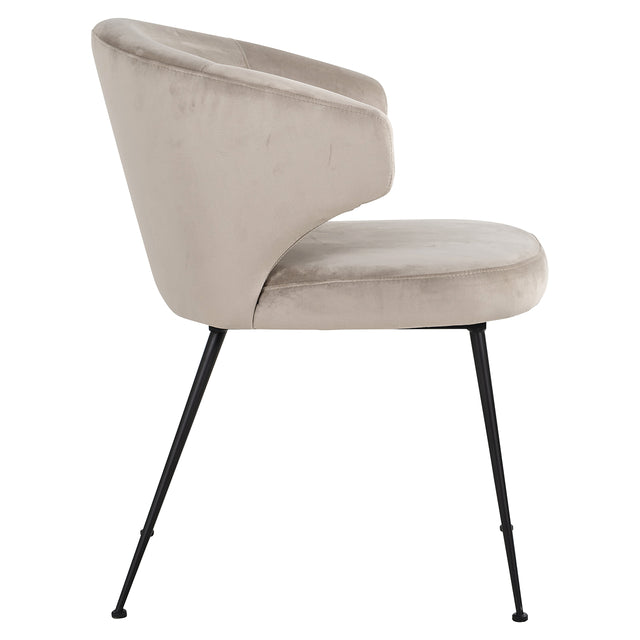 Stoel Xandra khaki velvet (Quartz Khaki 903) van Richmond Interiors – Luxe comfort op maat van PureWonen. Vraag naar de beste prijs.