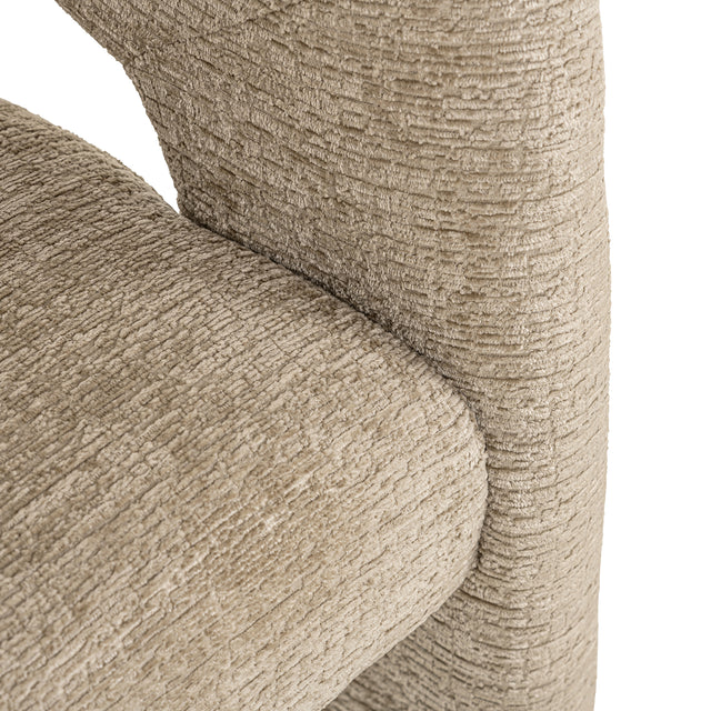 Stoel Belle desert fusion fire retardant (FR-Fusion 109 desert) van Richmond Interiors – Luxe comfort op maat van PureWonen. Vraag naar de beste prijs.