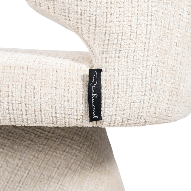 Stoel Gatsbi beige chenille fire retardant (Niagara 902 beige Chenille) van Richmond Interiors – Luxe comfort op maat van PureWonen. Vraag naar de beste prijs.
