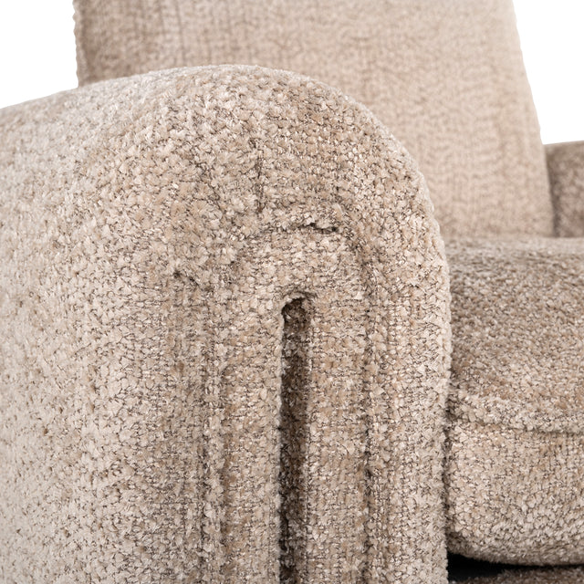 Fauteuil Sandro beige (Be Lovely 170 Beige) van Richmond Interiors – Luxe comfort op maat van PureWonen. Vraag naar de beste prijs.