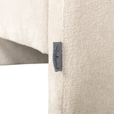 Fauteuil Sandro white chenille (Bergen 900 white chenille) van Richmond Interiors – Luxe comfort op maat van PureWonen. Vraag naar de beste prijs.