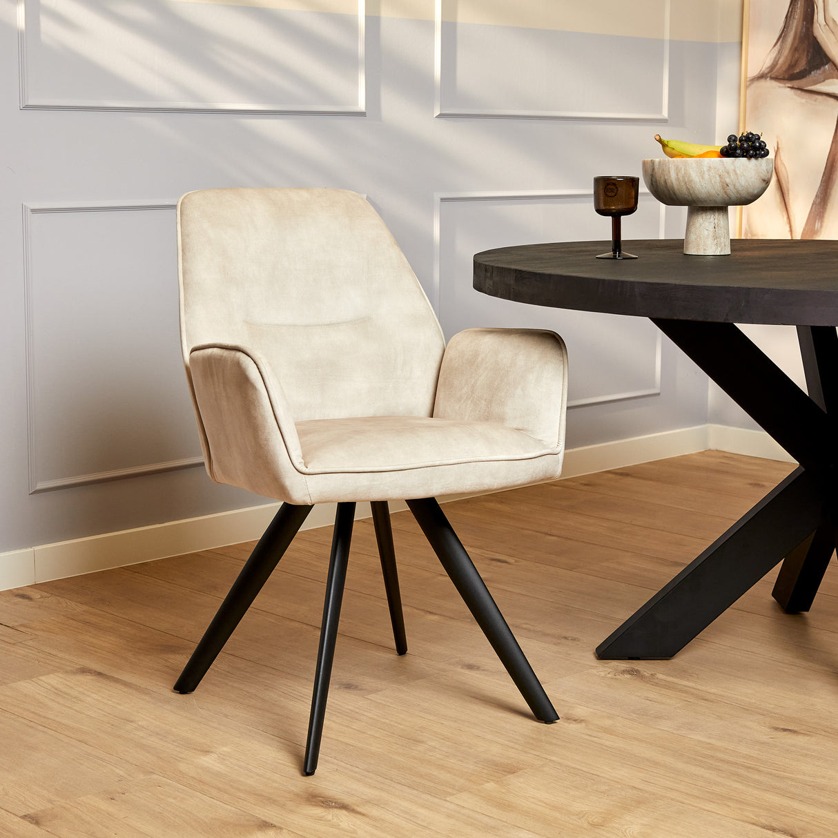 Eetkamerstoel Nova | Champagne (set of 2) van PureWonen – Luxe comfort op maat van PureWonen. Vraag naar de beste prijs.