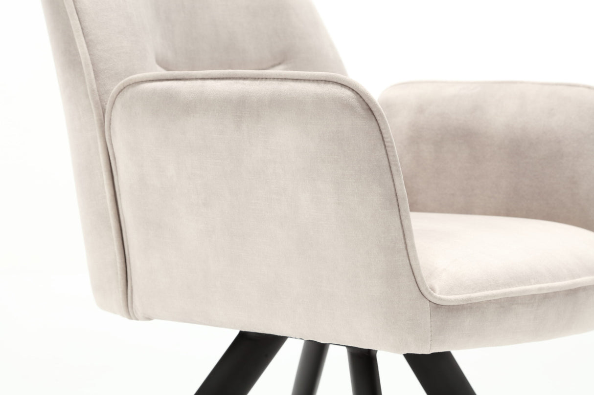 Eetkamerstoel Nova | Champagne (set of 2) van PureWonen – Luxe comfort op maat van PureWonen. Vraag naar de beste prijs.