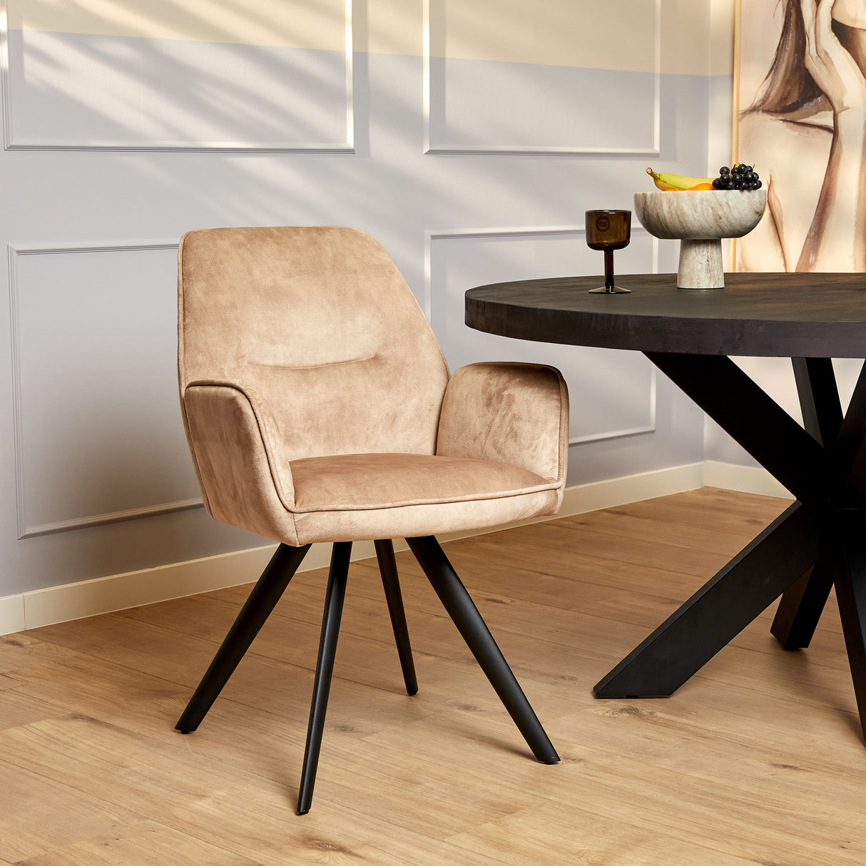 Eetkamerstoel Nova | Beige (set of 2) van PureWonen – Luxe comfort op maat van PureWonen. Vraag naar de beste prijs.
