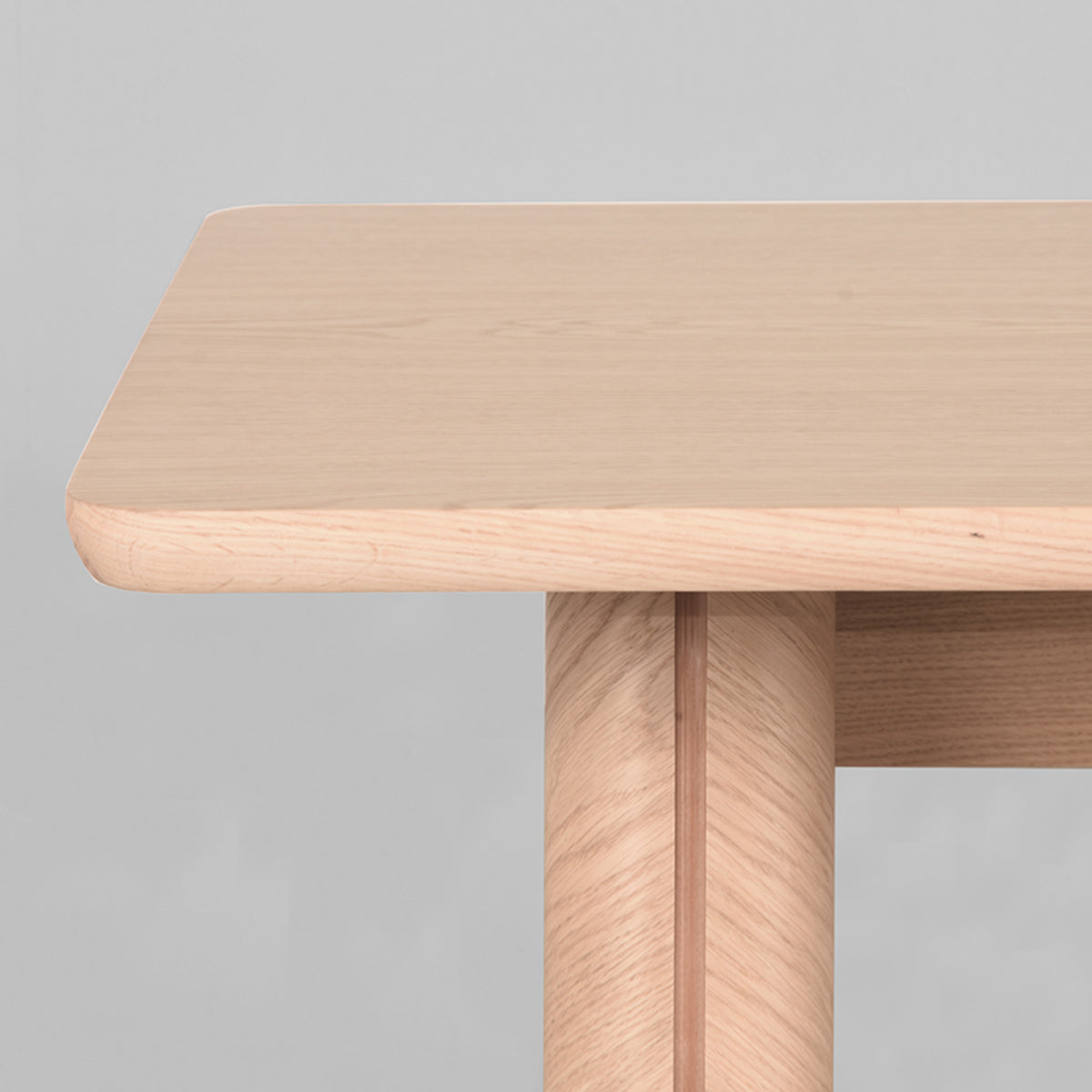 LABEL51 Salontafel Jule - Naturel - Eiken - 140 cm van LABEL51 – Luxe comfort op maat van PureWonen. Vraag naar de beste prijs.