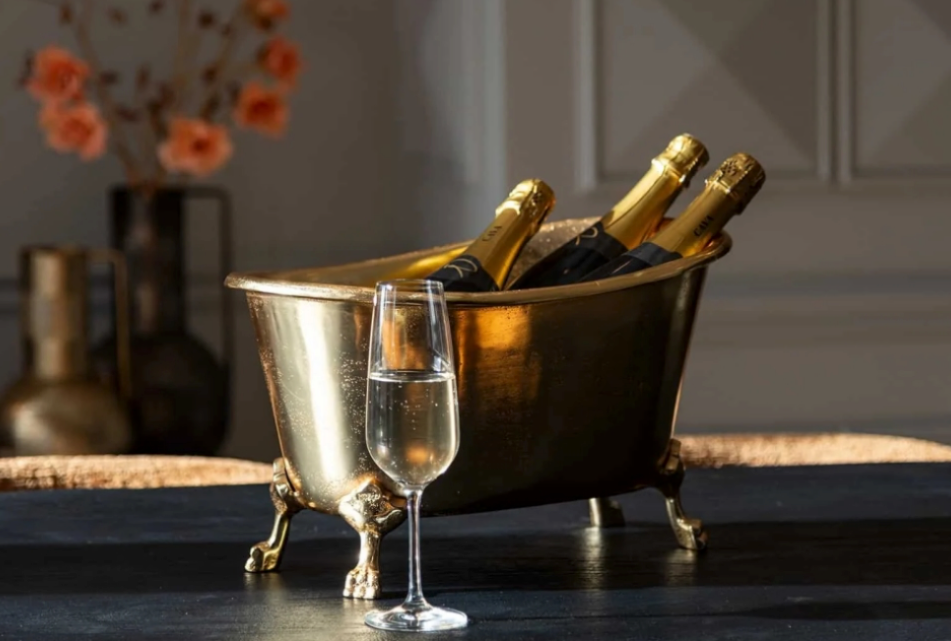 Wijnkoeler Chiara (Gold) van Richmond Interiors – Luxe comfort op maat van PureWonen. Vraag naar de beste prijs.