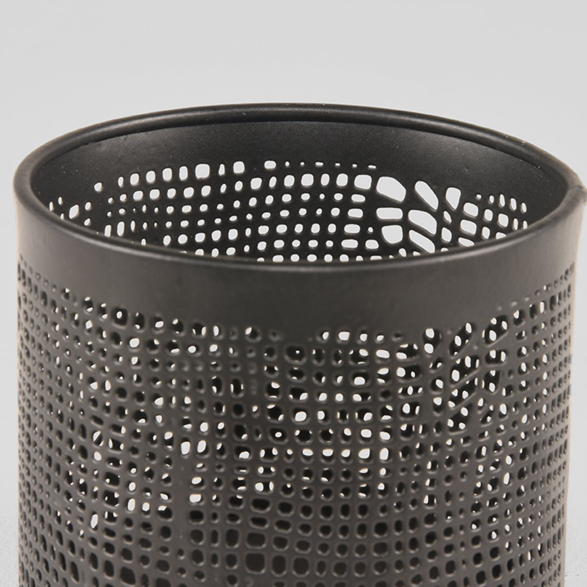 LABEL51 Kaarsenhouders - Zwart - Metaal - L van LABEL51 - laagste prijs offerte van PureWonen