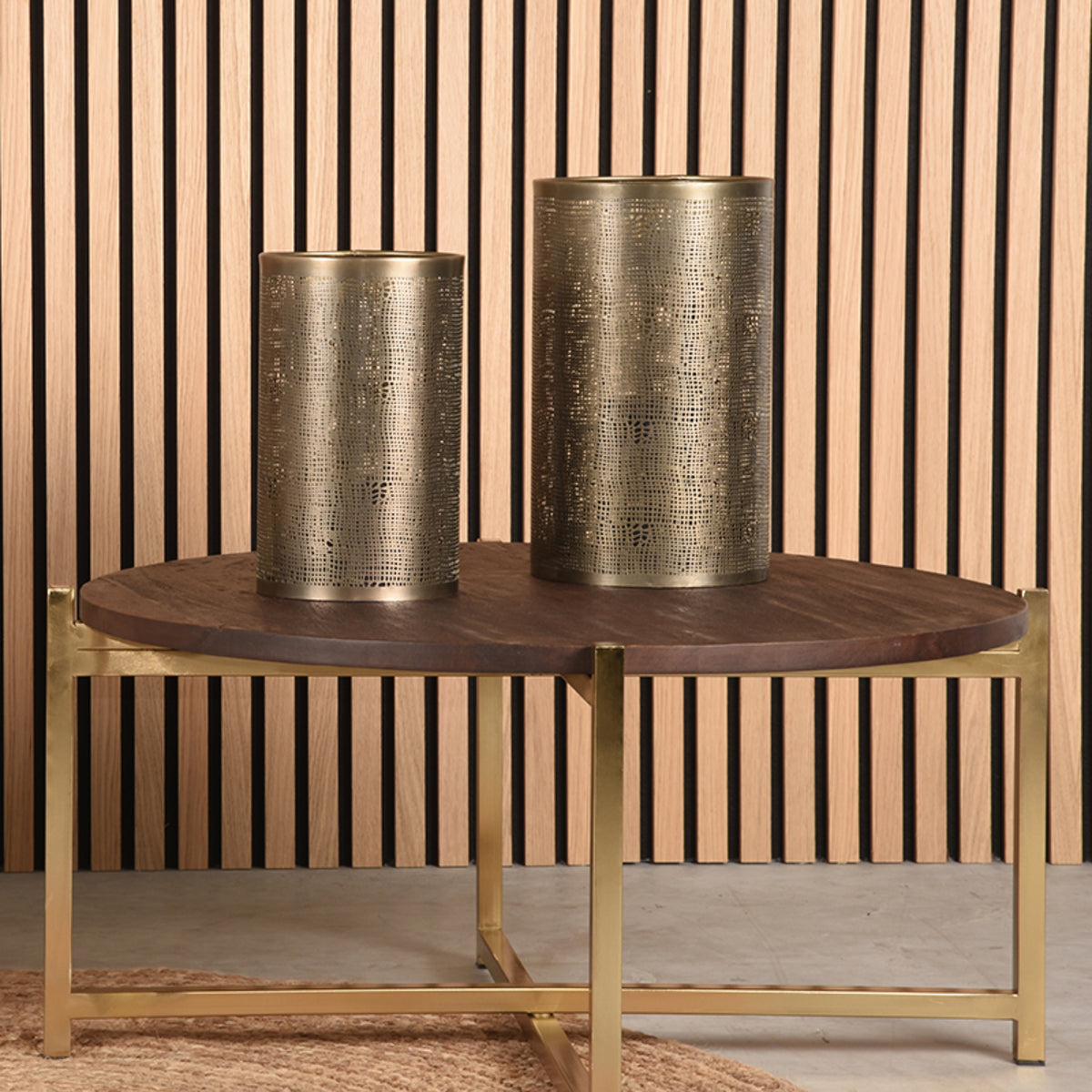 LABEL51 Kaarsenhouders - Antiek goud - Metaal - L van LABEL51 – Luxe comfort op maat van PureWonen. Vraag naar de beste prijs.