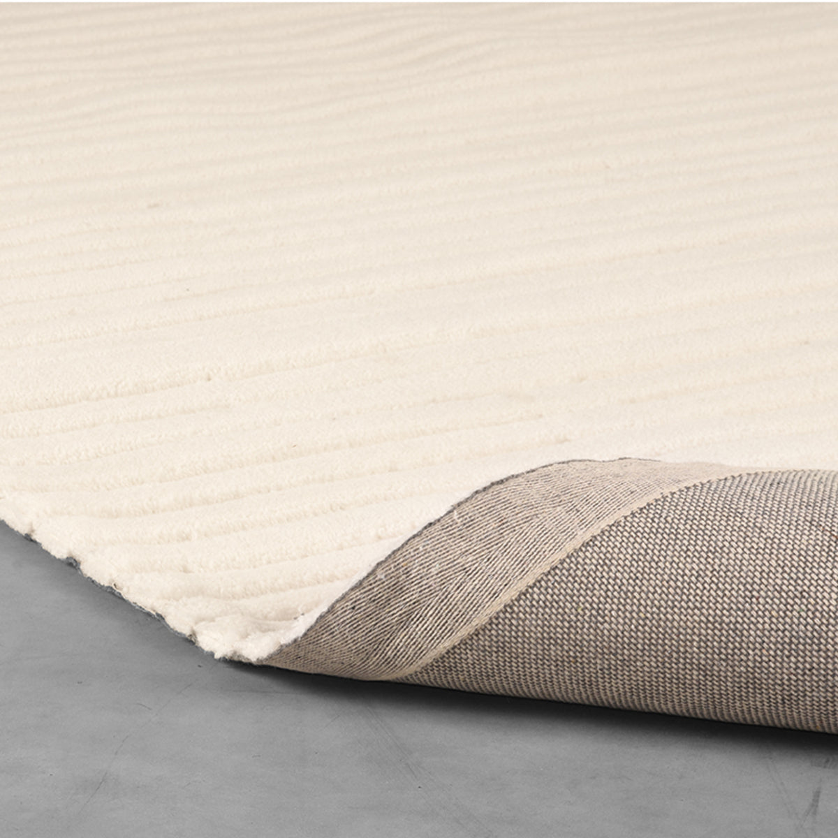 LABEL51 Vloerkleden Luxy - Ivory - Wol - 200x300 cm van LABEL51 – Luxe comfort op maat van PureWonen. Vraag naar de beste prijs.