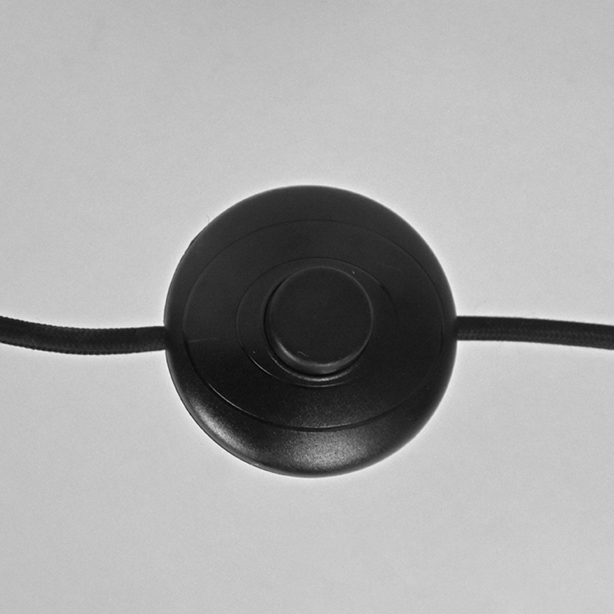 LABEL51 Vloerlamp Globe - Antiek goud - Metaal van LABEL51 – Luxe comfort op maat van PureWonen. Vraag naar de beste prijs.