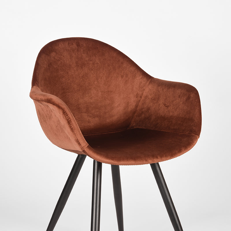 LABEL51 Eetkamerstoel Forli - Rust - Fluweel van LABEL51 – Luxe comfort op maat van PureWonen. Vraag naar de beste prijs.