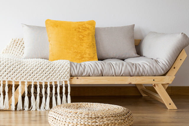 Heaven Cushion Yellow van PureWonen – Luxe comfort op maat van PureWonen. Vraag naar de beste prijs.