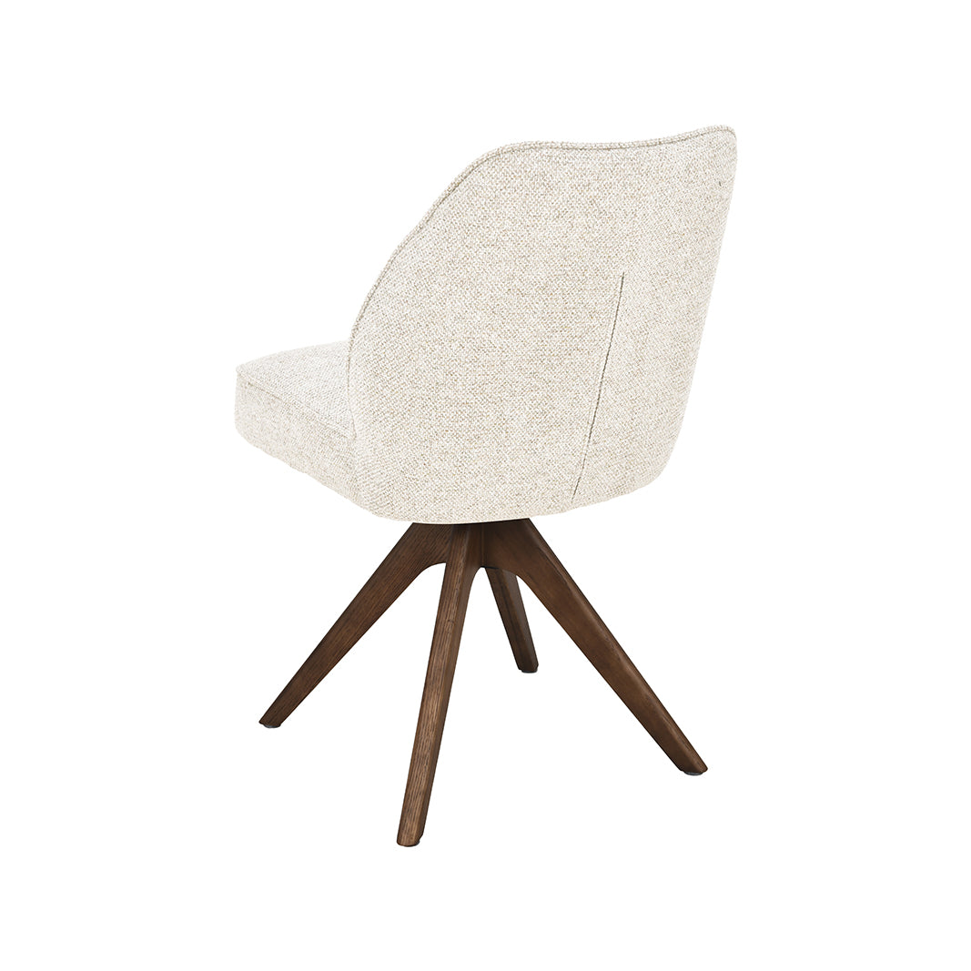 LABEL51 Eetkamerstoel Yuto - Beige - Prestige - Walnoot Houten Frame van LABEL51 – Luxe comfort op maat van PureWonen. Vraag naar de beste prijs.